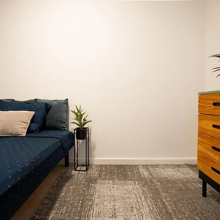 Daire King-size Bed, Outdoor Lounge, 2 Rain Showers Is-Swieqi