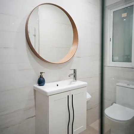 King-size Bed, Outdoor Lounge, 2 Rain Showers * Is-Swieqi